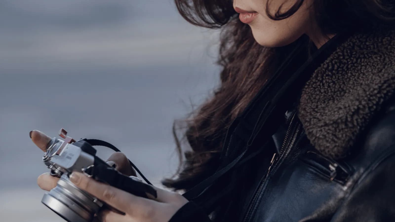 Private Photos on Dating Apps: How to Share Safely